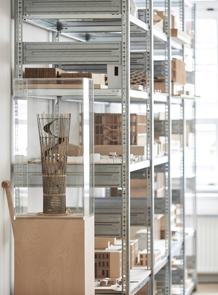 17 07 20BHundF005++ v2